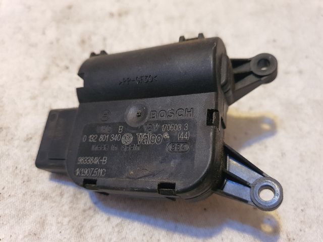 bontott VW GOLF V Fűtés Állító Motor