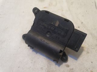 bontott VW GOLF V Fűtés Állító Motor