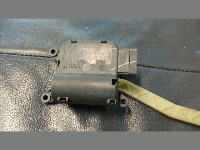 bontott VW GOLF V Fűtés Állító Motor