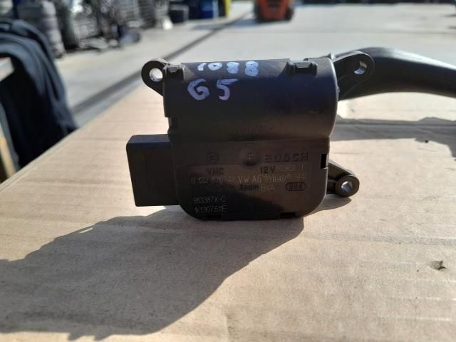 bontott VW GOLF V Fűtés Állító Motor