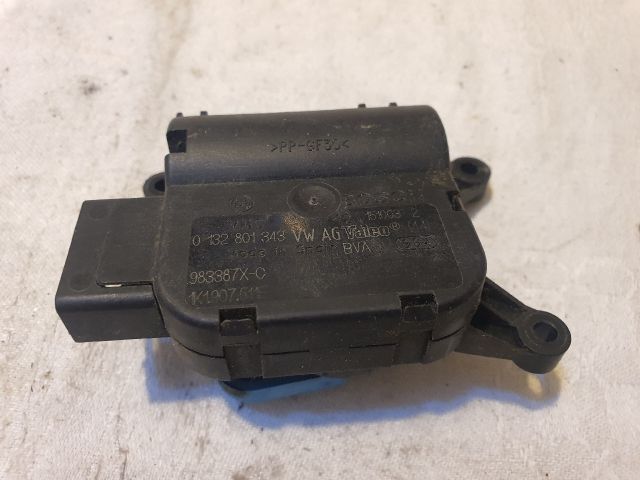 bontott VW GOLF V Fűtés Állító Motor