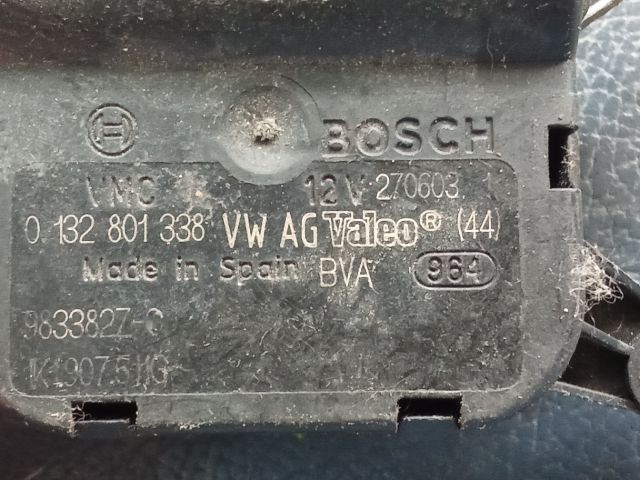 bontott VW GOLF V Fűtés Állító Motor