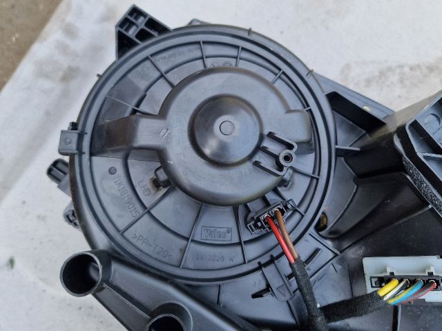 bontott VW GOLF V Fűtés Box