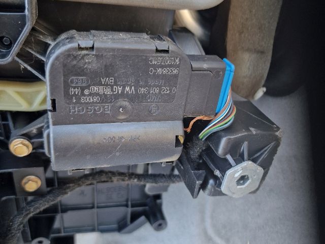 bontott VW GOLF V Fűtés Box