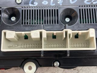 bontott VW GOLF V Fűtéskapcsoló (digit klímás)