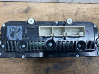 bontott VW GOLF V Fűtéskapcsoló (digit klímás)