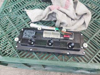 bontott VW GOLF V Fűtéskapcsoló (digit klímás)