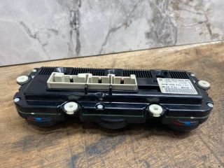 bontott VW GOLF V Fűtéskapcsoló (digit klímás)