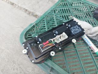 bontott VW GOLF V Fűtéskapcsoló (digit klímás)