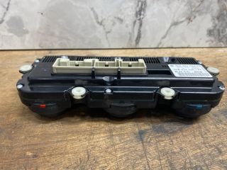 bontott VW GOLF V Fűtéskapcsoló (digit klímás)