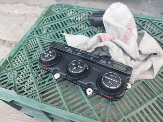 bontott VW GOLF V Fűtéskapcsoló (digit klímás)