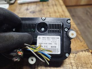 bontott VW GOLF V Fűtéskapcsoló (digit klímás)