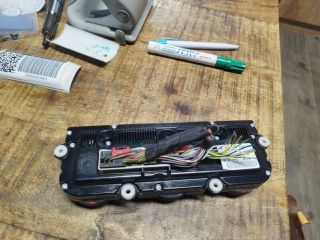 bontott VW GOLF V Fűtéskapcsoló (digit klímás)