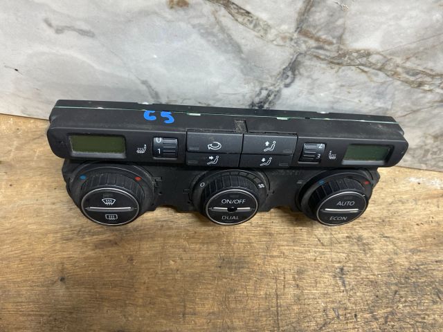 bontott VW GOLF V Fűtéskapcsoló (digit klímás)