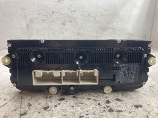 bontott VW GOLF V Fűtéskapcsoló (digit klímás)