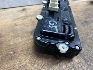 bontott VW GOLF V Fűtéskapcsoló (digit klímás)