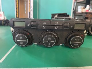 bontott VW GOLF V Fűtéskapcsoló (digit klímás)