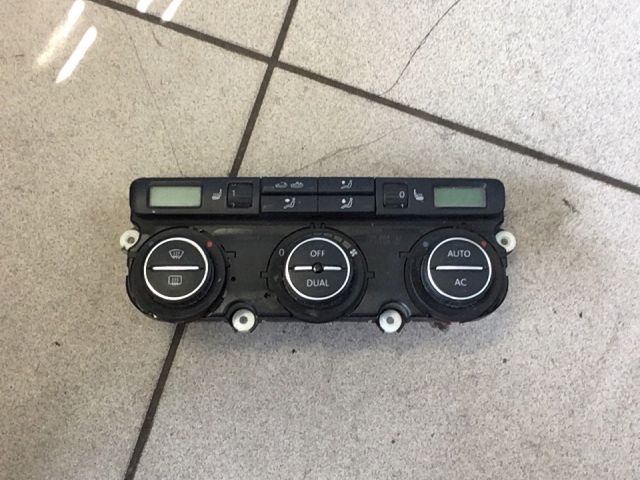 bontott VW GOLF V Fűtéskapcsoló (digit klímás)