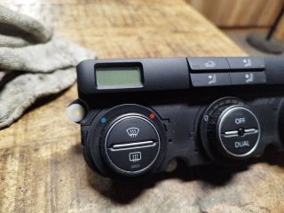 bontott VW GOLF V Fűtéskapcsoló (digit klímás)