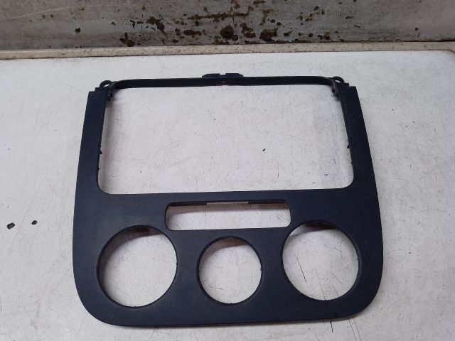 bontott VW GOLF V Fűtéskapcsoló Keret