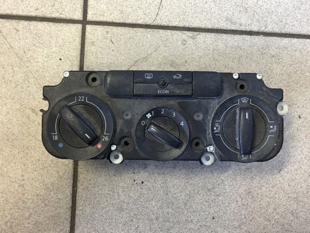 bontott VW GOLF V Fűtéskapcsoló (manuális klímás)