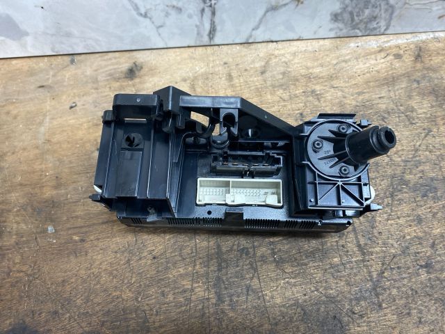 bontott VW GOLF V Fűtéskapcsoló (manuális klímás)