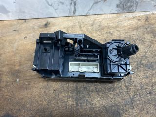 bontott VW GOLF V Fűtéskapcsoló (manuális klímás)