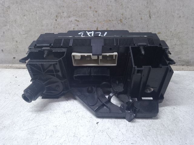 bontott VW GOLF V Fűtéskapcsoló (manuális klímás)