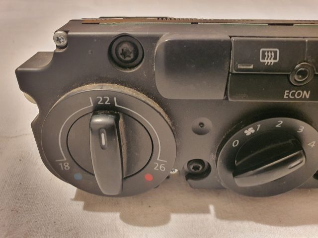 bontott VW GOLF V Fűtéskapcsoló (manuális klímás)