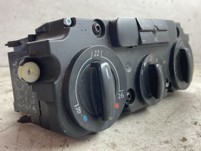 bontott VW GOLF V Fűtéskapcsoló (manuális klímás)