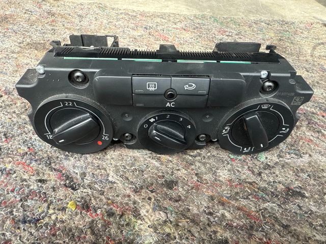 bontott VW GOLF V Fűtéskapcsoló (manuális klímás)
