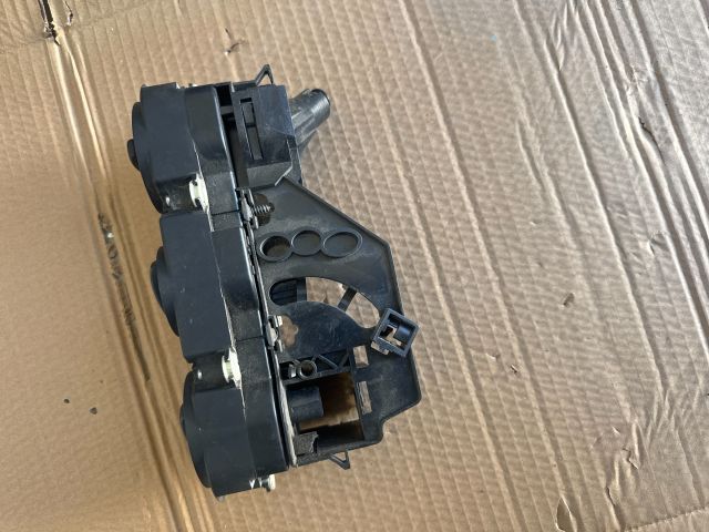 bontott VW GOLF V Fűtéskapcsoló (manuális klímás)