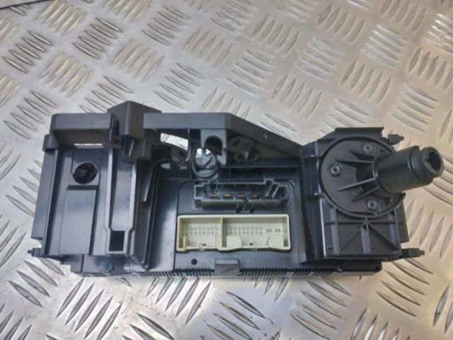 bontott VW GOLF V Fűtéskapcsoló (manuális klímás)