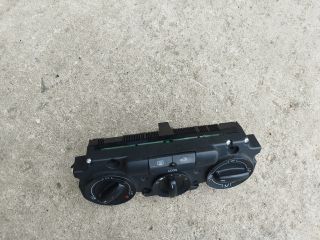 bontott VW GOLF V Fűtéskapcsoló (manuális klímás)