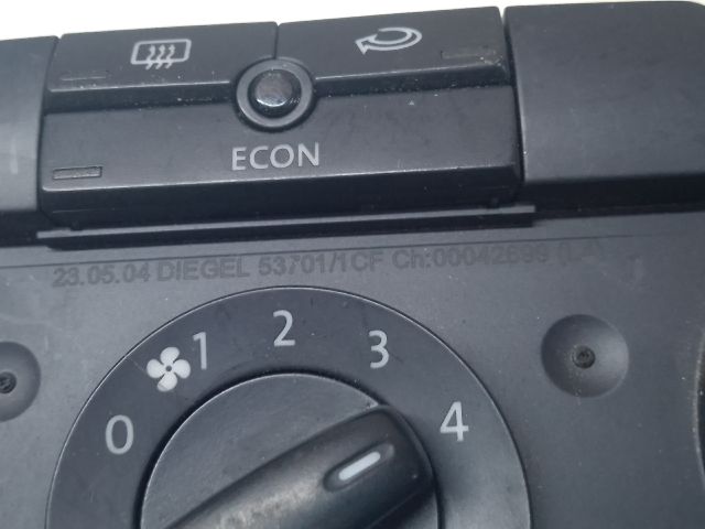 bontott VW GOLF V Fűtéskapcsoló (manuális klímás)