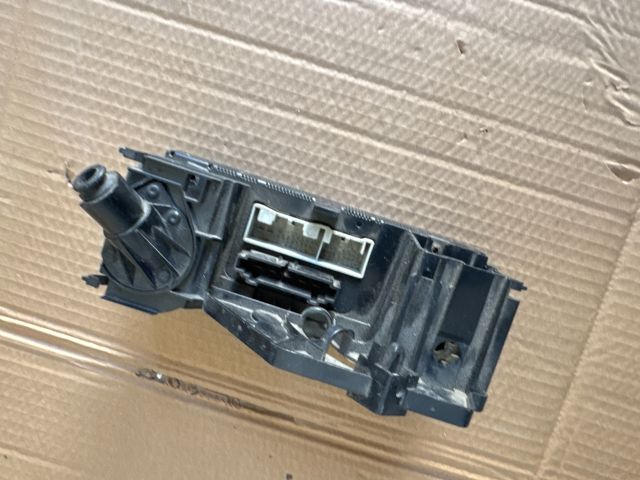 bontott VW GOLF V Fűtéskapcsoló (manuális klímás)