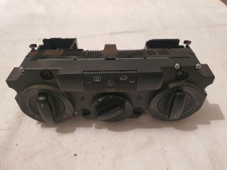 bontott VW GOLF V Fűtéskapcsoló (manuális klímás)