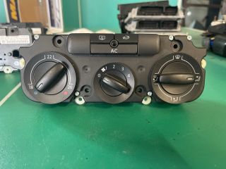 bontott VW GOLF V Fűtéskapcsoló (manuális klímás)