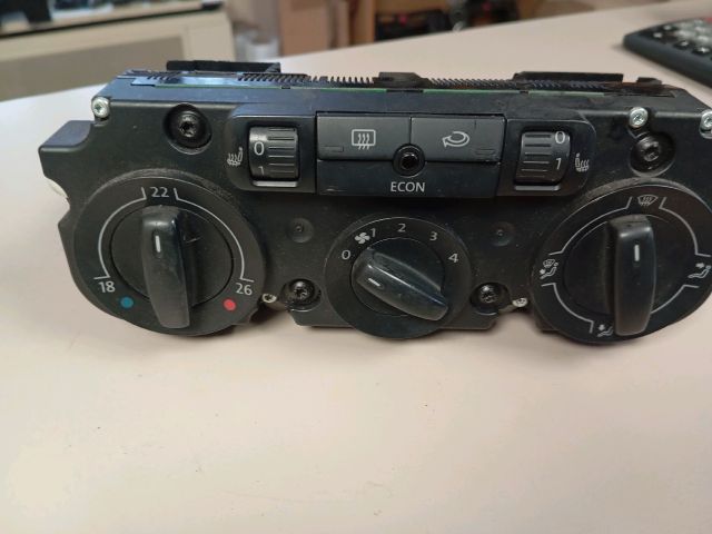 bontott VW GOLF V Fűtéskapcsoló (manuális klímás)