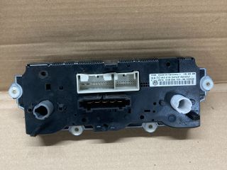 bontott VW GOLF V Fűtéskapcsoló (Nem klímás)