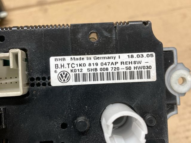 bontott VW GOLF V Fűtéskapcsoló (Nem klímás)