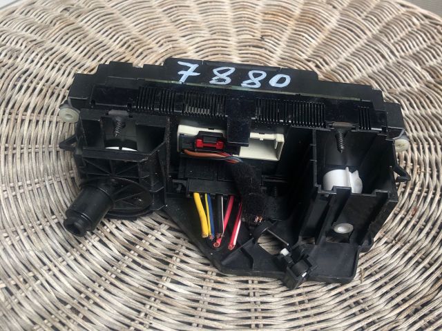 bontott VW GOLF V Fűtéskapcsoló