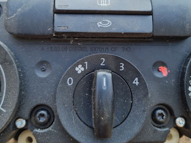 bontott VW GOLF V Fűtéskapcsoló