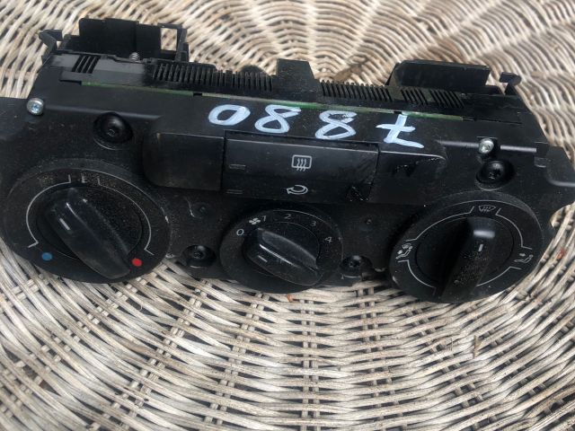 bontott VW GOLF V Fűtéskapcsoló