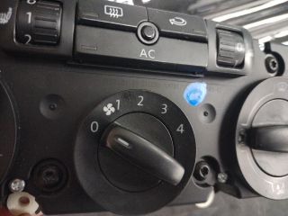 bontott VW GOLF V Fűtéskapcsoló