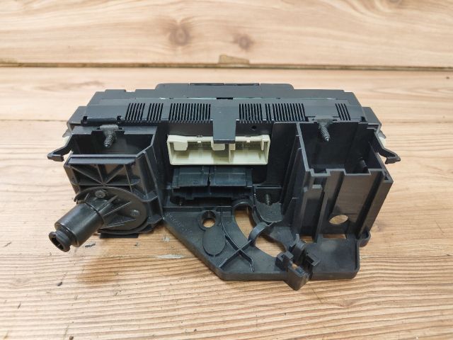 bontott VW GOLF V Fűtéskapcsoló