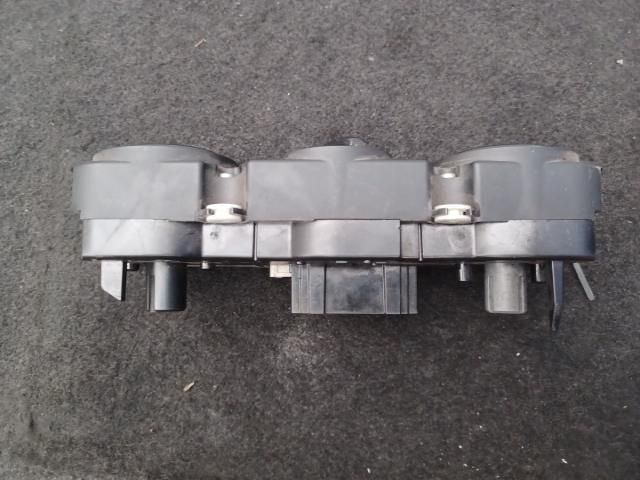 bontott VW GOLF V Fűtéskapcsoló