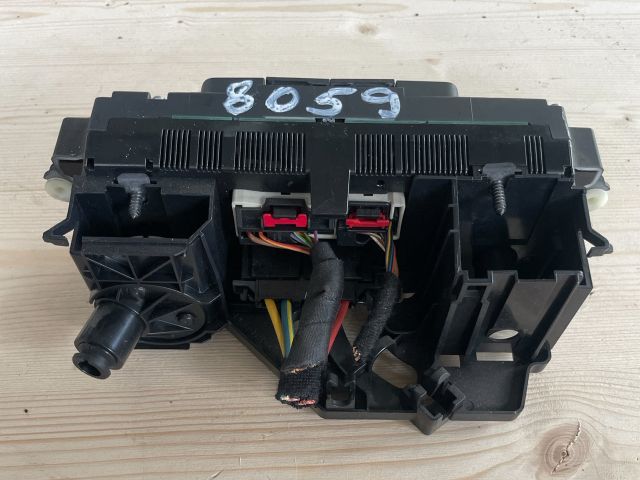 bontott VW GOLF V Fűtéskapcsoló