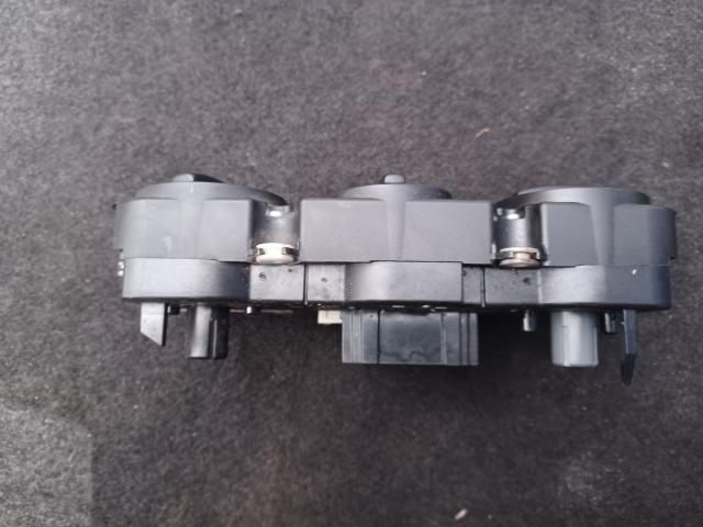 bontott VW GOLF V Fűtéskapcsoló