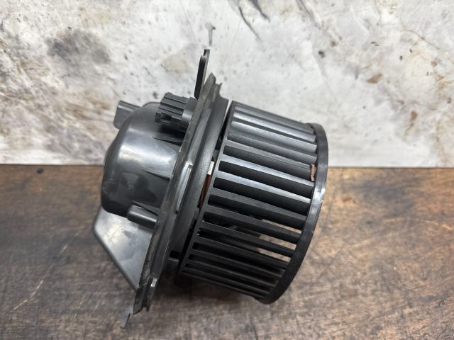 bontott VW GOLF V Fűtőmotor (Klímás)